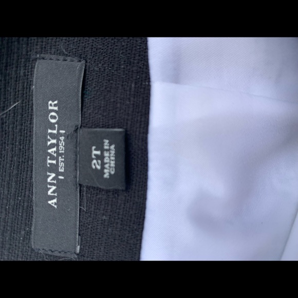 Ann Taylor, lined cotton skirt, size 2T. - Picture 3 of 3